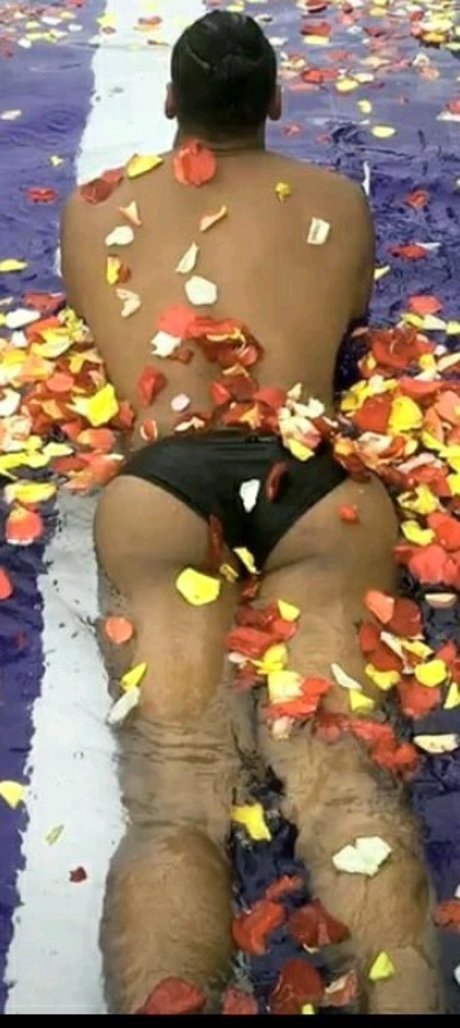 Stop and stare pornstar nude images