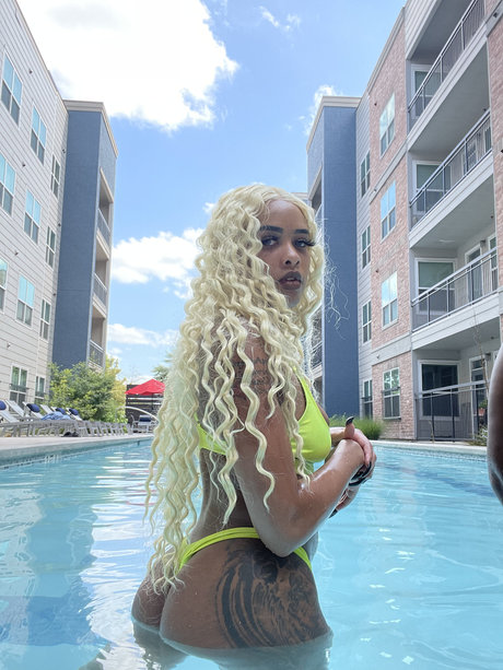 Tiera baybeee star adult photos