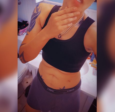 Roman Woods pornstar exclusive image