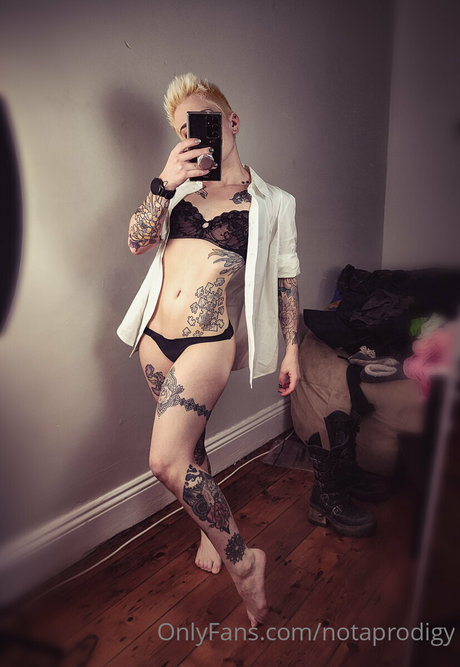 gay influencer onlyfans naked image