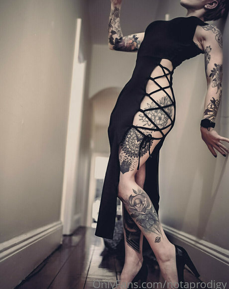 big ass lingerie onlyfans top image