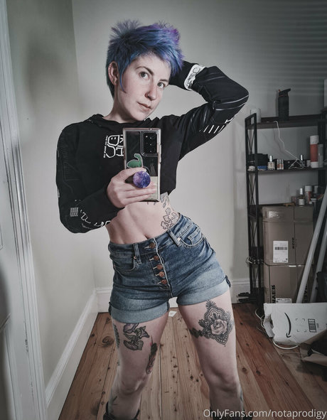 Notaprodigy nude pornstar img