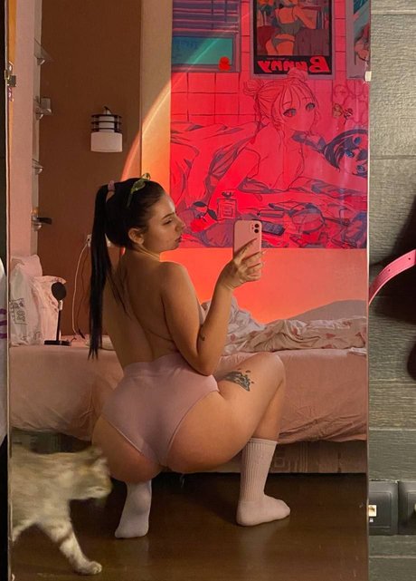 liroshka pornstar nudes pictures