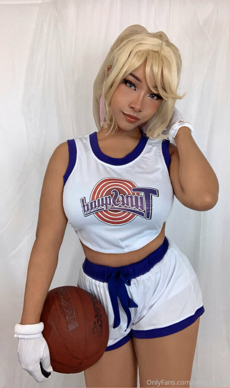 beautiful asian onlyfans free nude pics