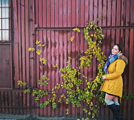 Holly Garner star hot photos