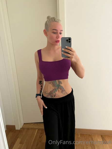 amateur asian onlyfans art naked galleries