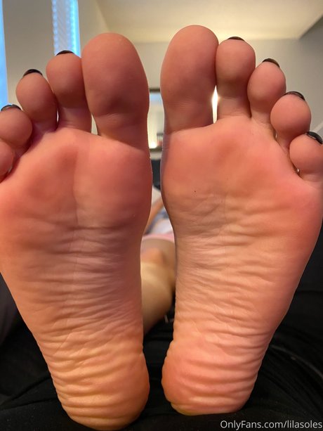 Lilasoles star nudes pic