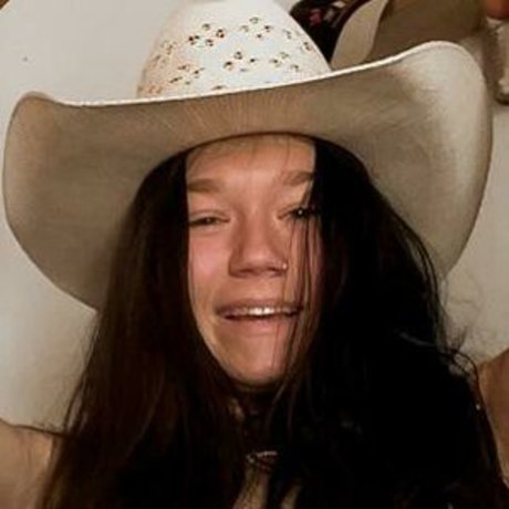 babykittylips3 nice pornstar image