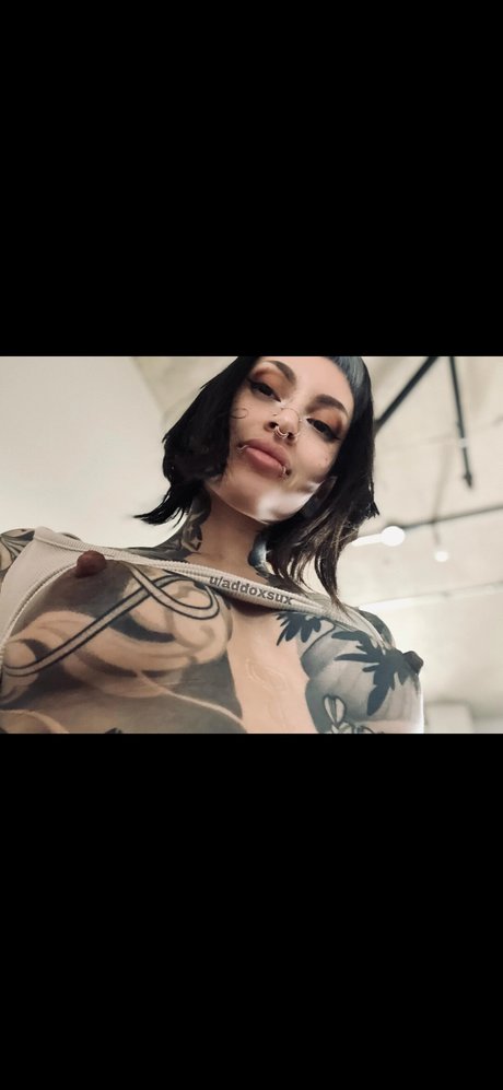 Addox high quality actress pictures