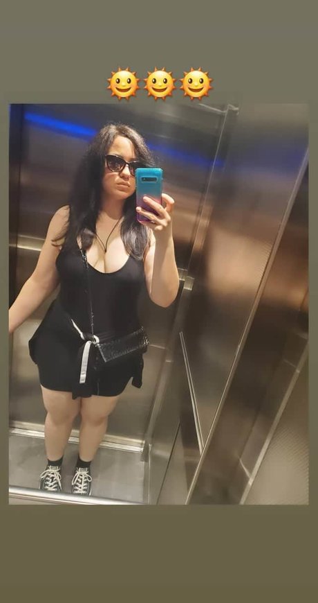 Anja Dee exclusive pornstar pictures