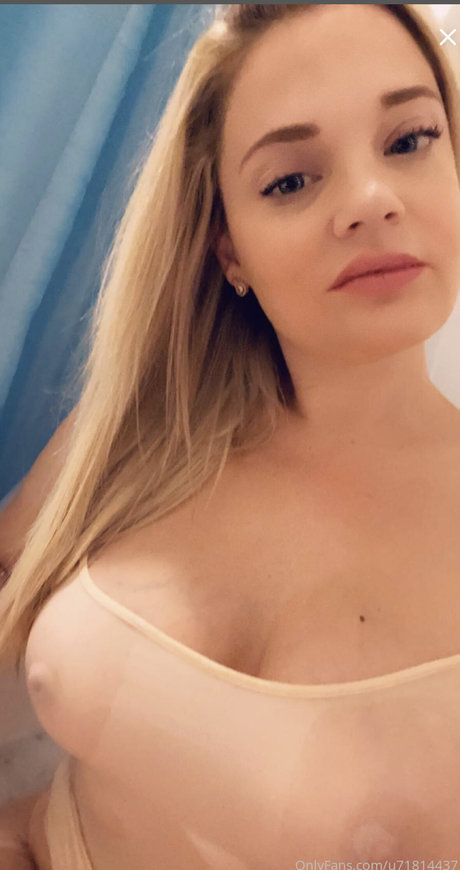 Ashley Marston Profile pic