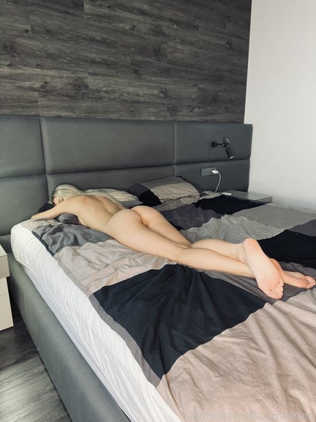 Nendaranel pornstar naked picture