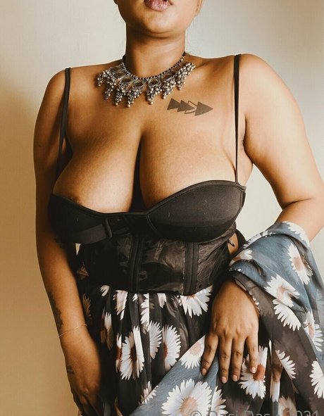 Oasi Das model beautiful img