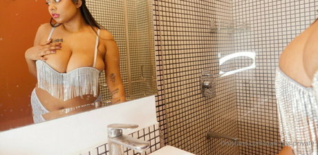 Oasi Das exclusive star pictures