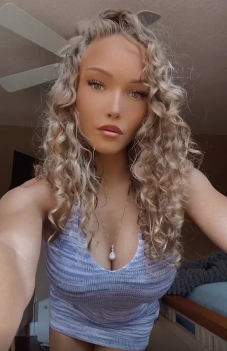 Evie And Ellie Erikson perfect star photos