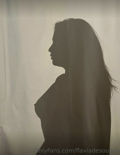 Flavia de Sousa_ exclusive actress image