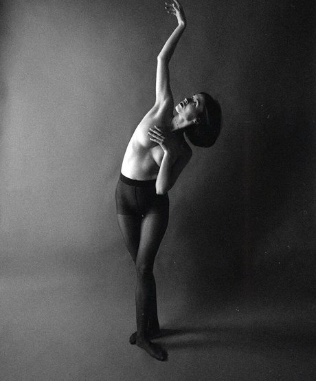 kerrasin naked star images