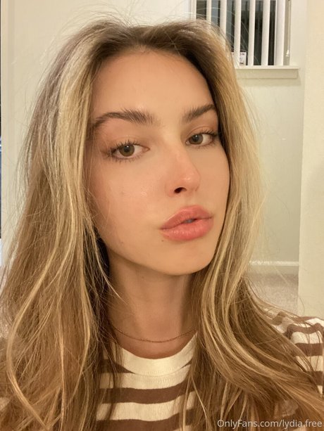 lydia free star adult photo