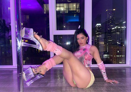 Yahaira Yumi pretty star photo