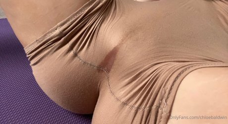 Chloe Baldwin star erotic pics