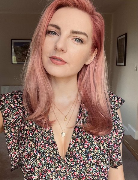 LDShadowLady star adult archive