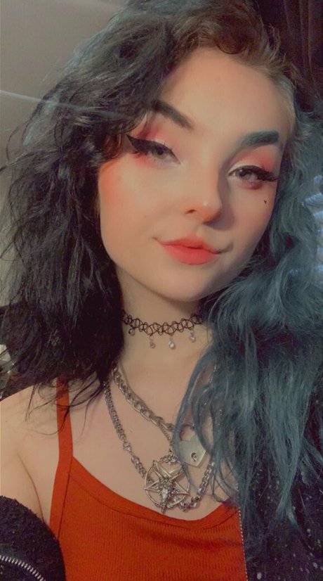 llkonekooll art star galleries