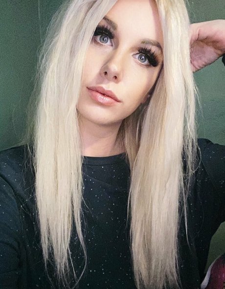 eva rocksttv model pornographic pics