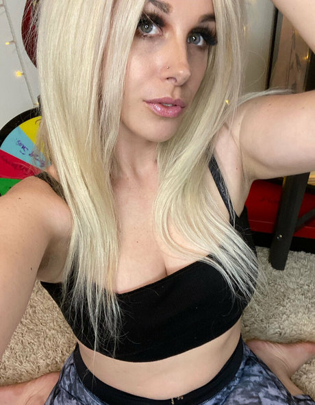 eva rocksttv model pretty image