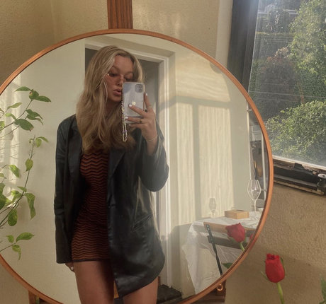 leggings onlyfans adult images