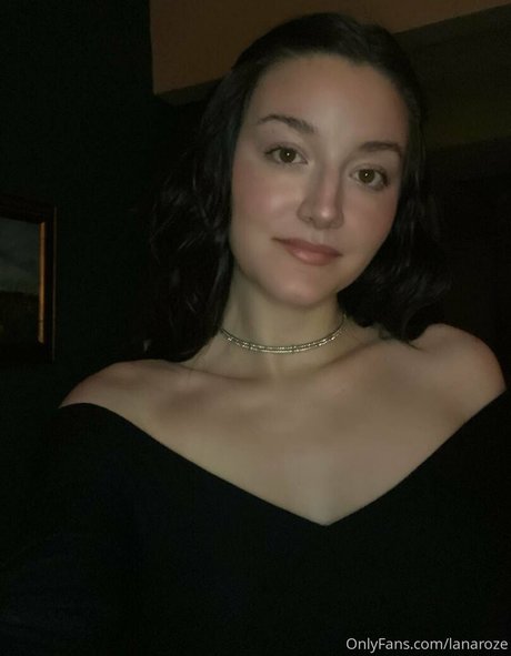 lanaroze hot actress photo