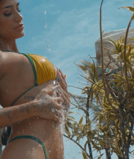 Azzy MC beautiful pornstar galleries