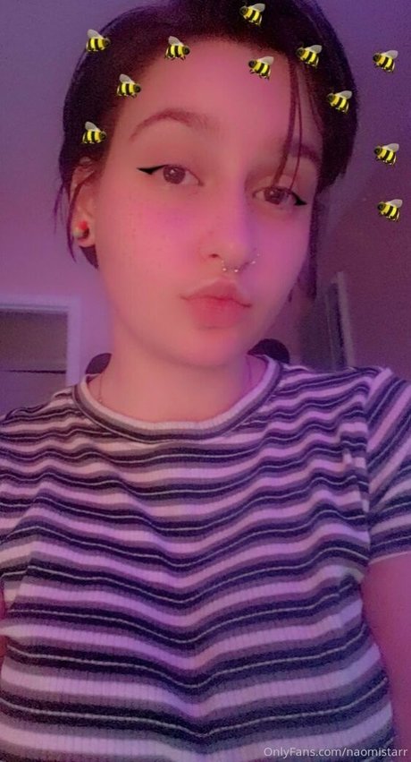 naomistarr model porn image