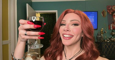 arieldemure best star img