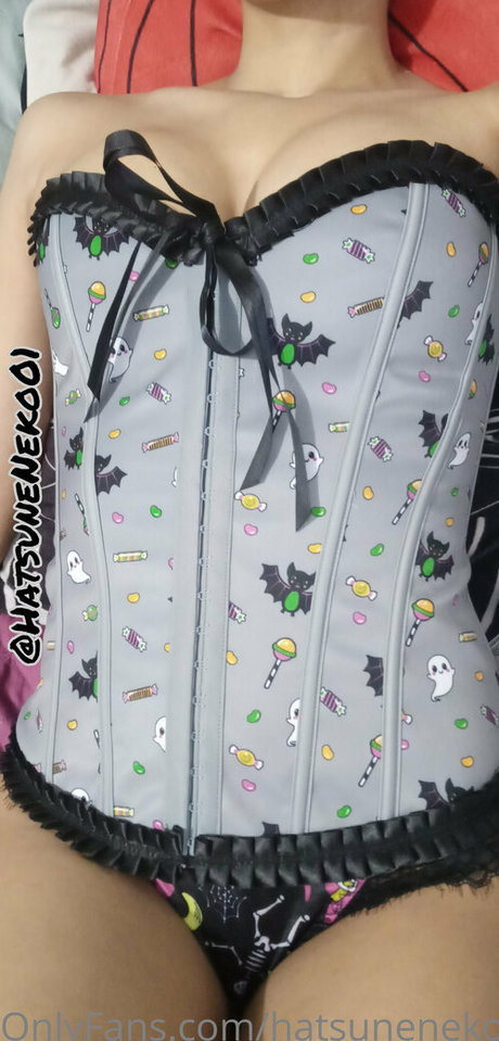 Hatsuneneko01 hot model archive