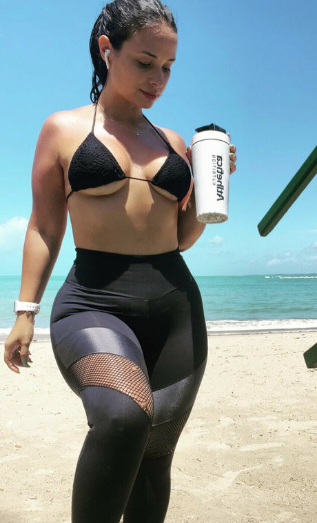 Daysiane Sandy nudes model pic