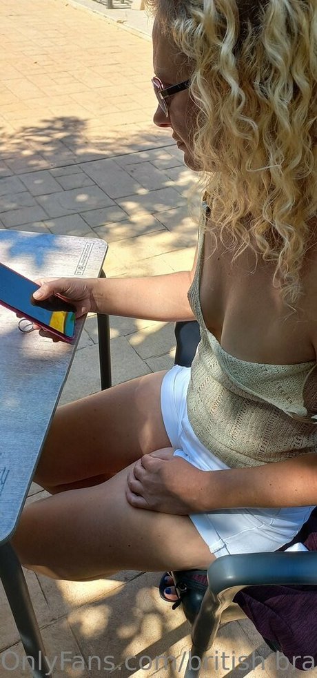 british braless hotwifex star sex galleries