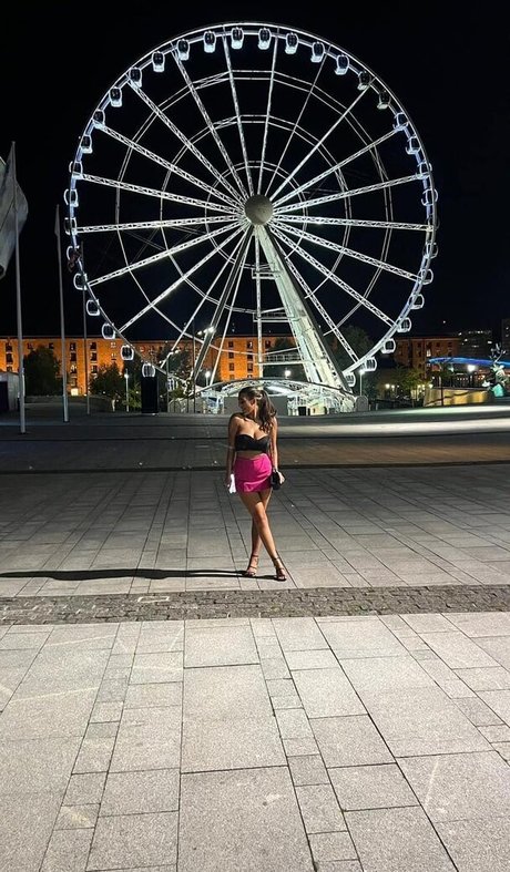 Esme Deacon beautiful star img