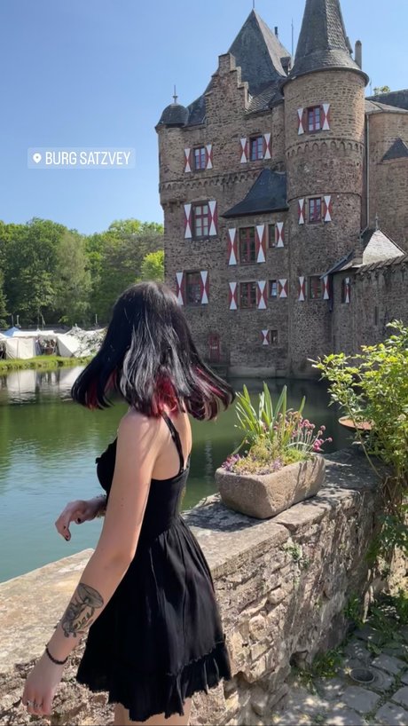 xdiandraxx nude pornstar picture