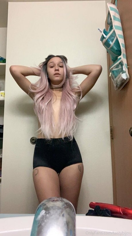 tastybijou free star photos