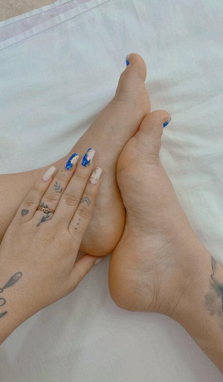 KimVelezOficial pornstar exclusive photo