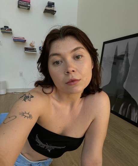 Polina Kalatsei porn actress gallery