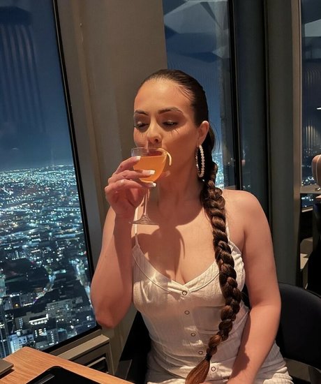 Rylee Gee model pretty photo