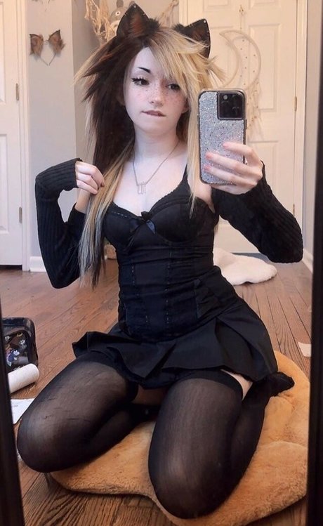 Sleepystrawbaby star nudes galleries