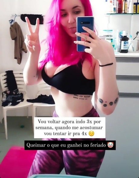 busty blonde onlyfans beautiful naked images