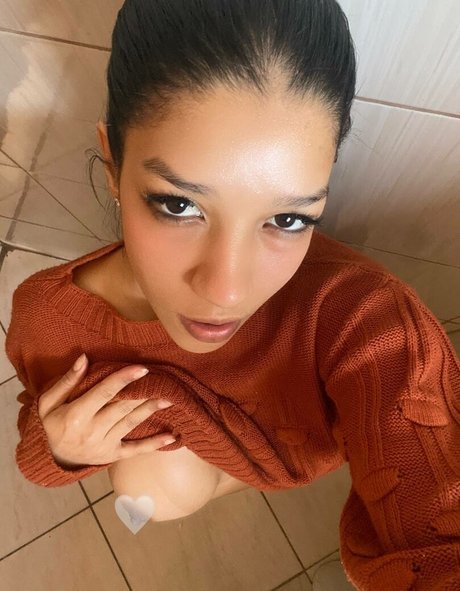 Carla Figueira Profile pic