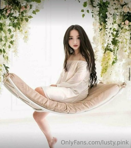 cute redhead onlyfans pretty images