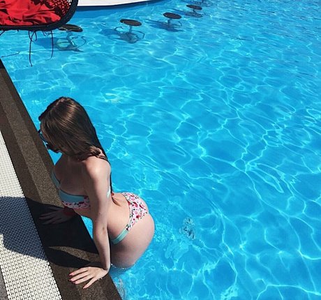 lina meow girl exclusive pornstar pics