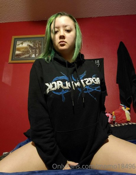 momo18496 nice model image