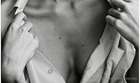 olimpiagreen naked model pics