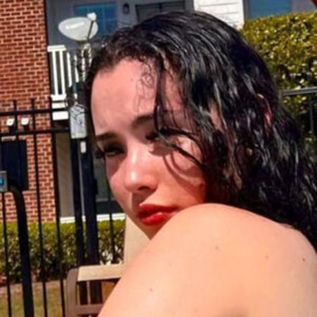 Ouhjulie pornstar exclusive images